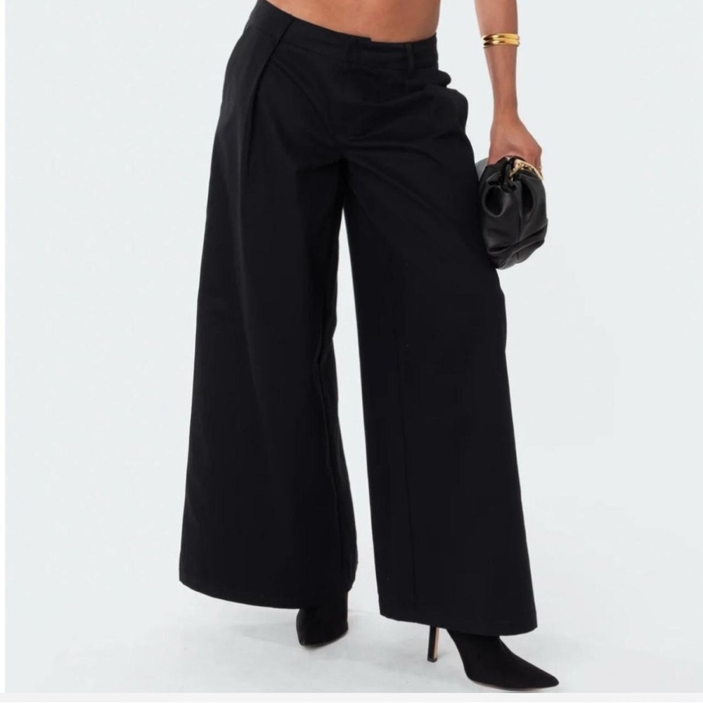 Edikted Elegant Black Wide-Leg Pants